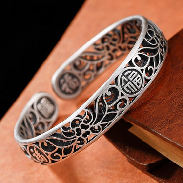 Ethnic Thai Silver Retro Floral Bangle